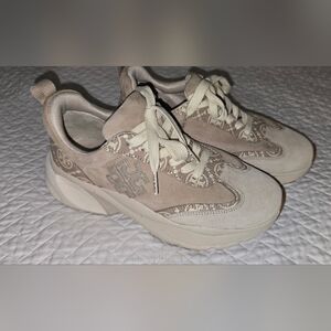 Tory Burch Women's Cream and Tan Sneakers